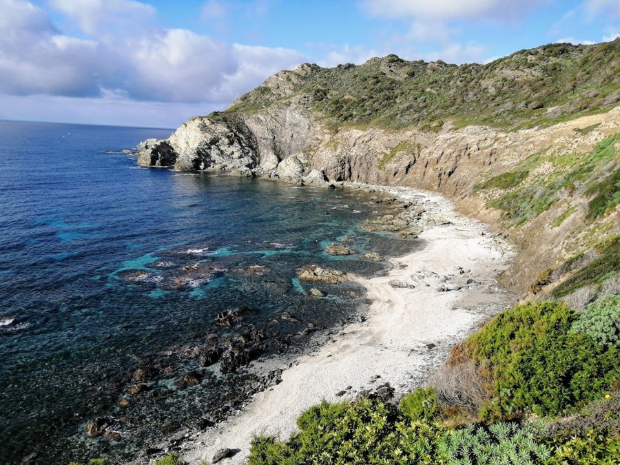 Cala di Punta Agliastroni