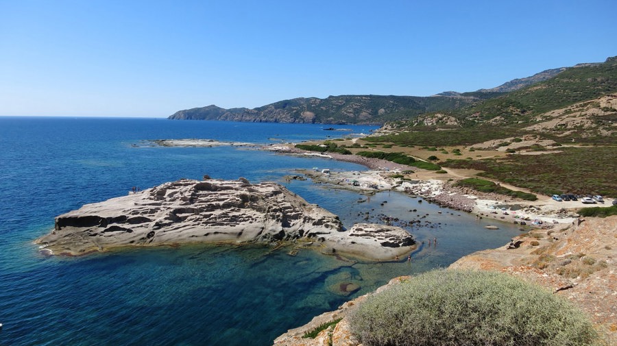 Torre Argentina beach